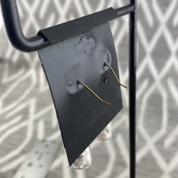 Howlite Crystal Jar Earrings on French Wire Handmade NWT - Picture 3 of 4